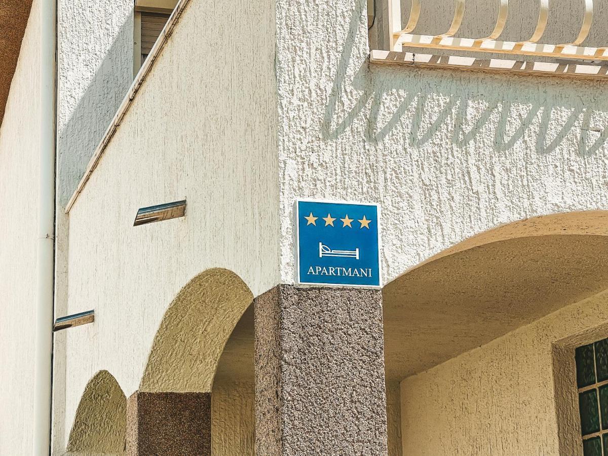 Luxury Beach Apartment W Sunset Sea Views Σίμπενικ Εξωτερικό φωτογραφία
